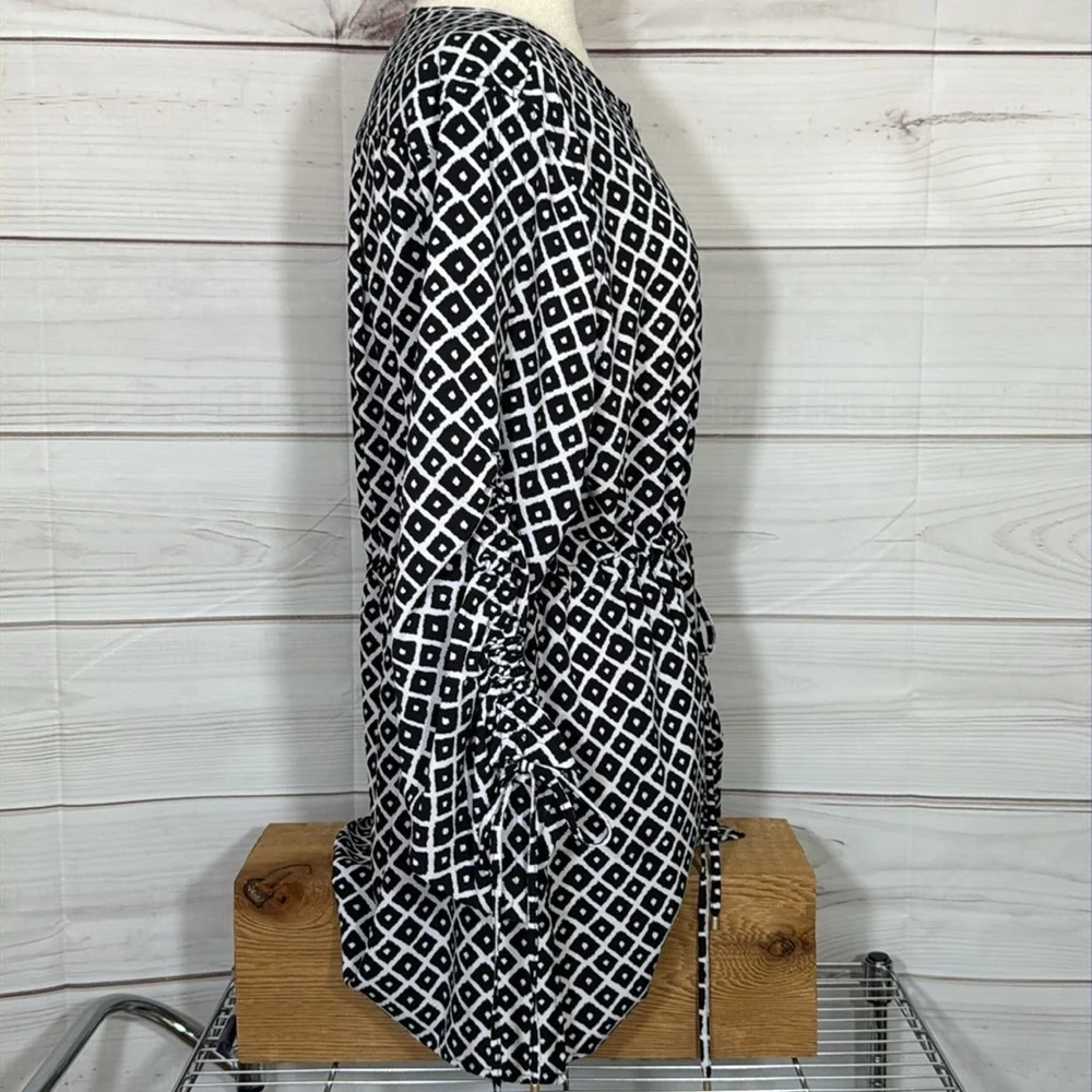 NWT Jones New York Black and White Geometric Tunic Top Size XL - Picture 3 of 8